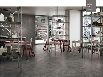 รูปแบบใหม่ 600 * 600 Mordern Porcelain Anti-Slip สีดำกระเบื้องพื้นบางสำหรับบาร์และห้องรับประทานอาหาร